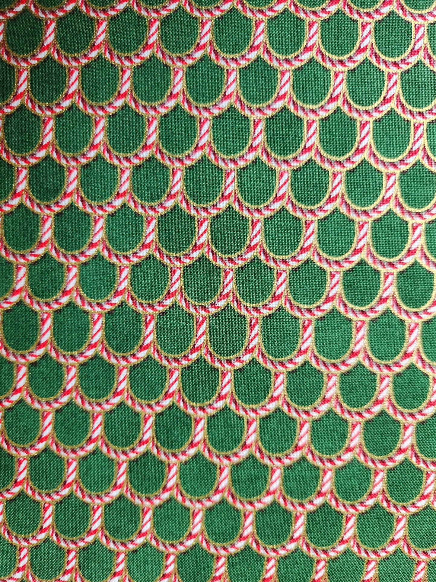 Christmas fabric - Flourish Peppermint Twist in Pine