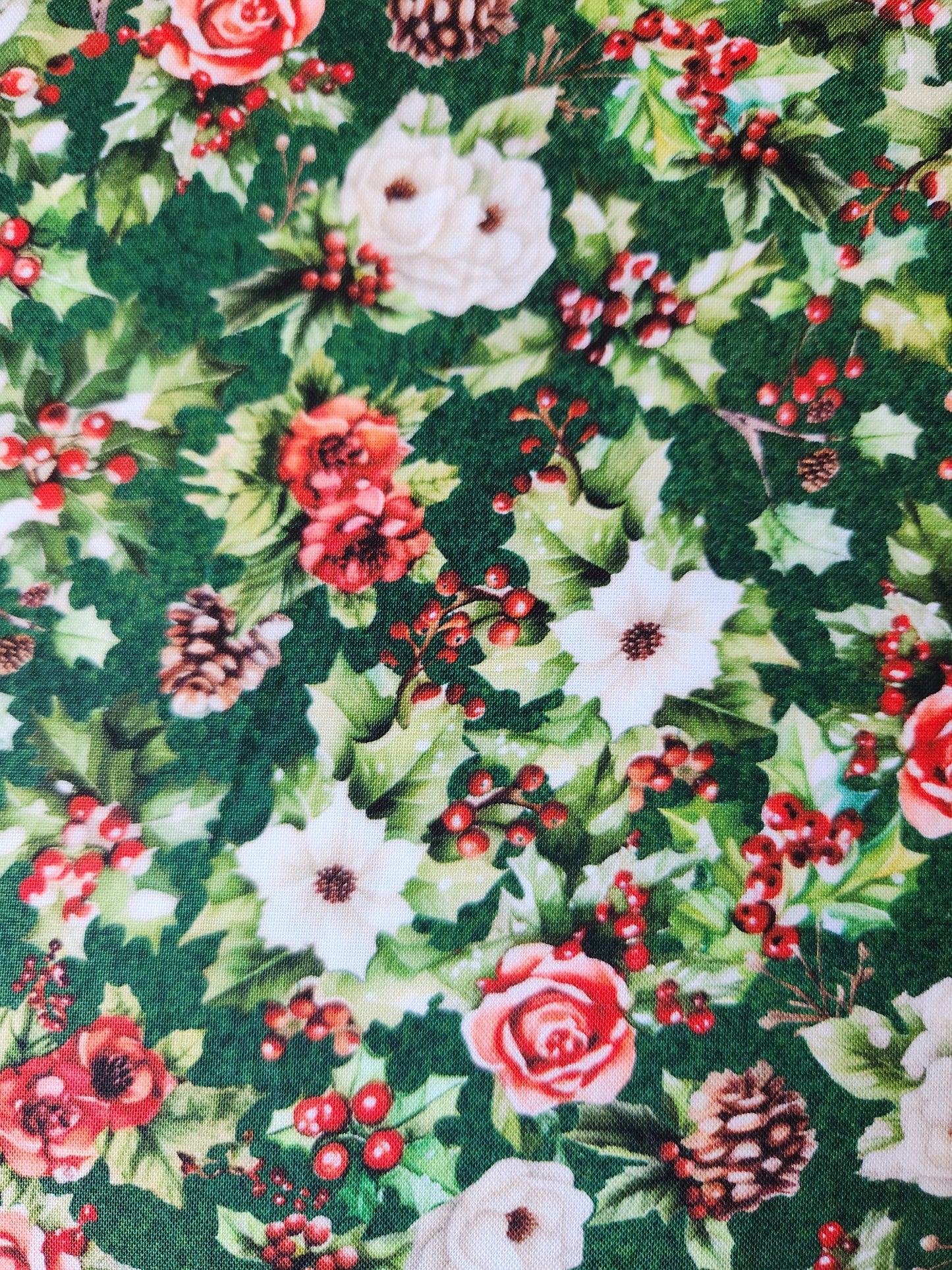 Christmas fabric - Flurry Friends, SRKD-23140-240 holly