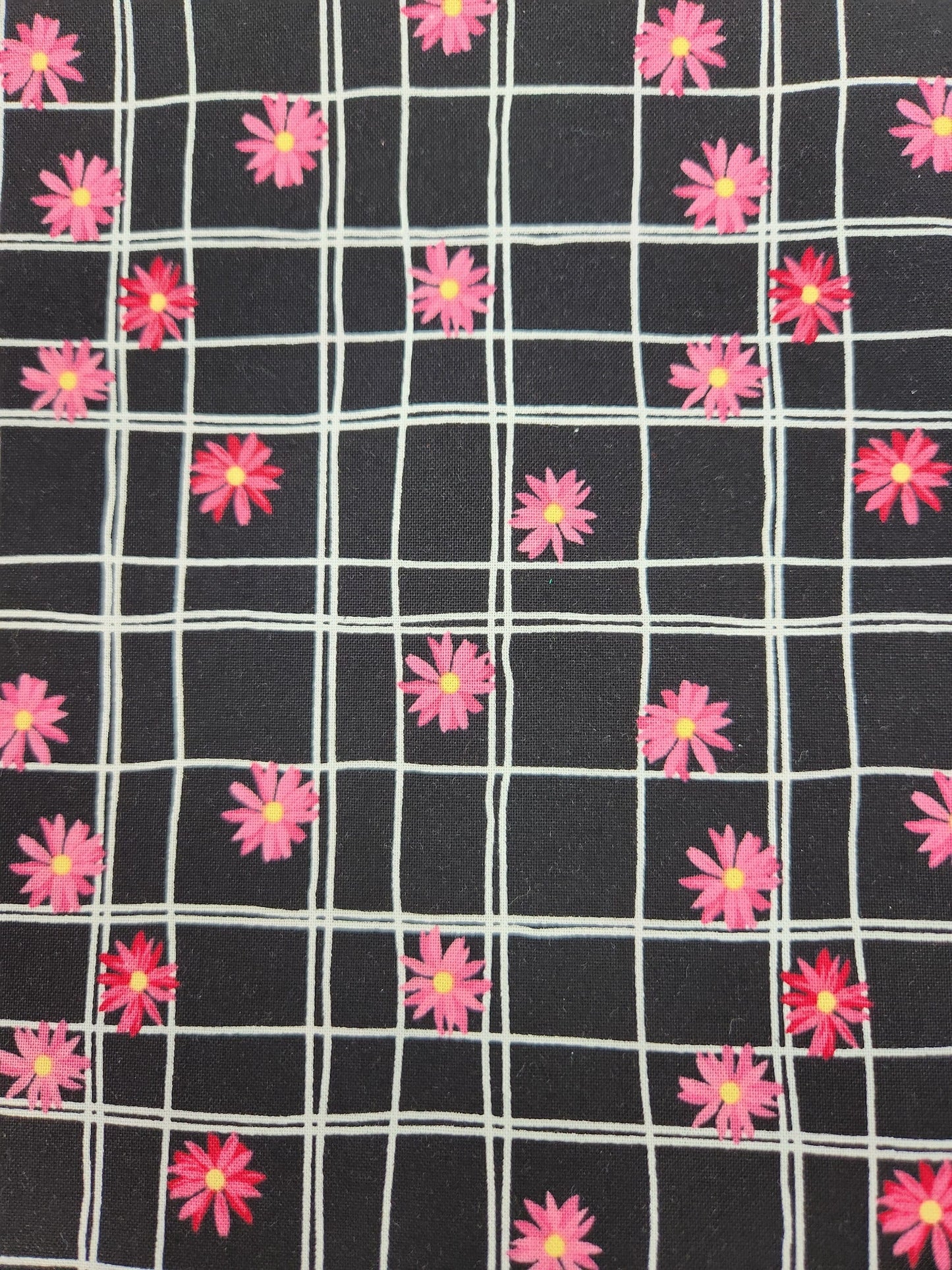 Riley Blake, Flower snd Flour, 1 yard cut, black with pink daisys