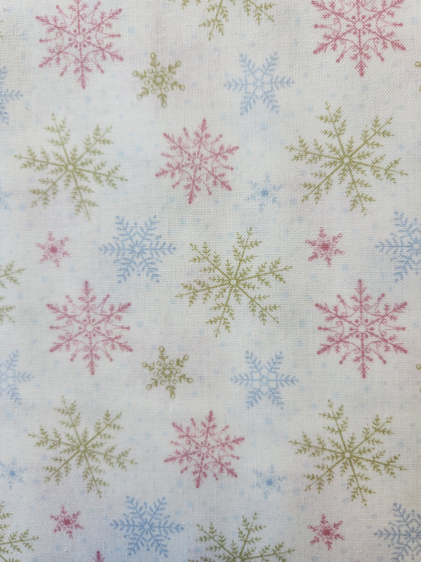 Henry Glass Magical Menagerie snowflakes